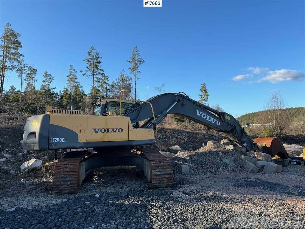 Volvo EC290CL Tracked excavator w/ digging bucket and ch Telakaivukoneet