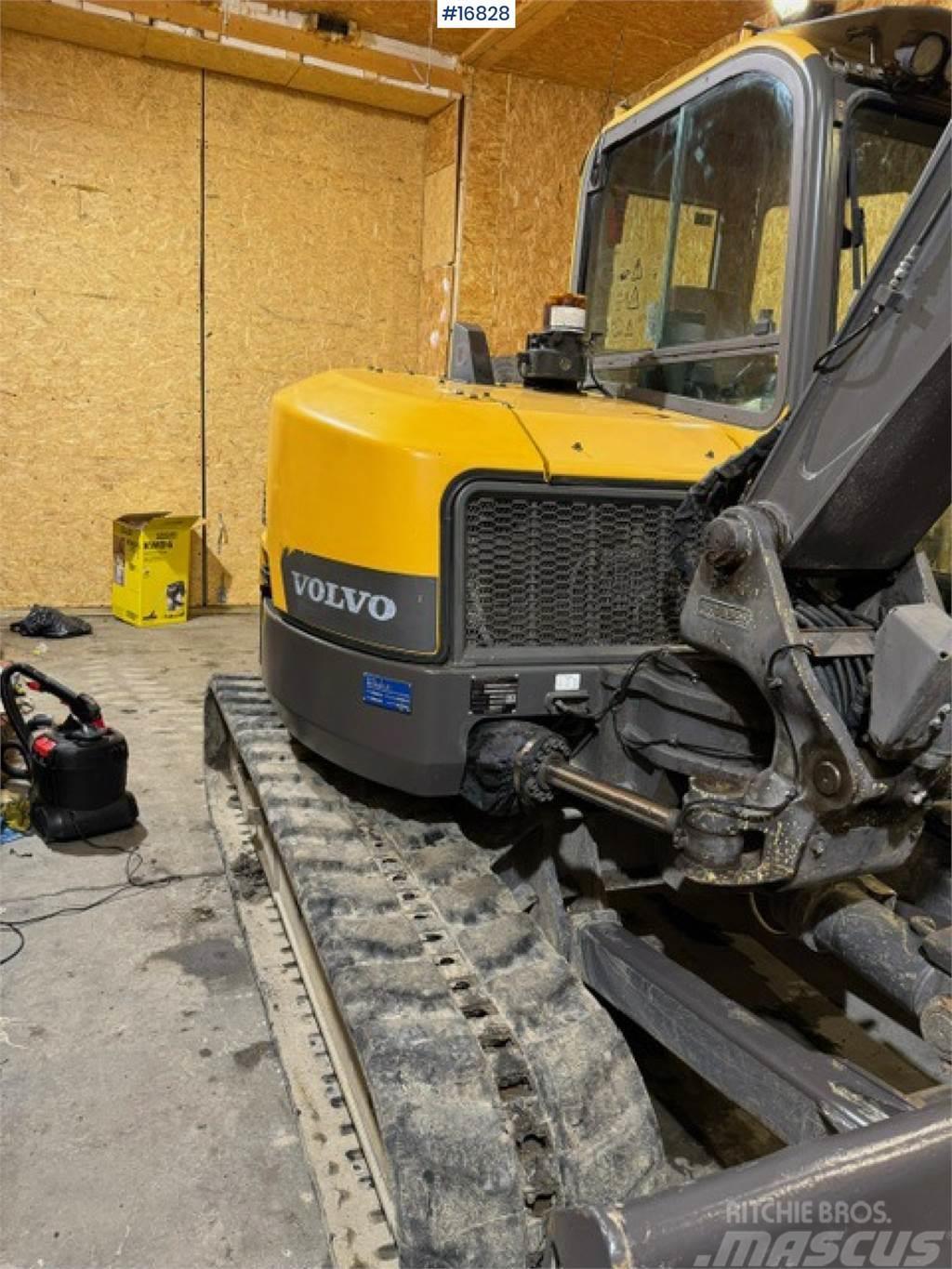 Volvo ECR88D Tracked excavator w/ bucket and tilt Telakaivukoneet