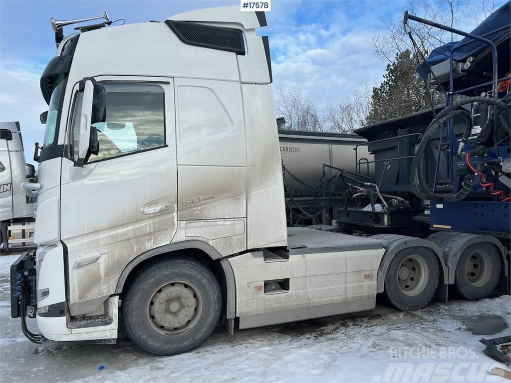 Volvo FH 540 6x4 Plow rig tractor w/ hydraulics and only Vetopöytäautot