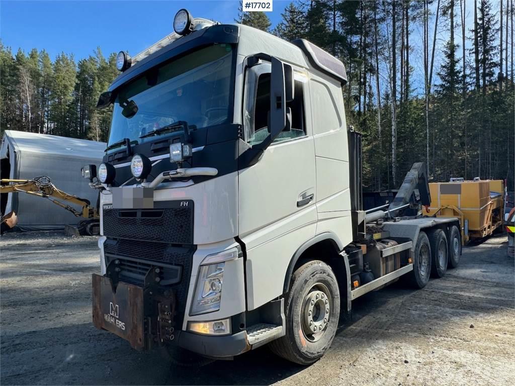 Volvo Fh 540 8x4 plow rigged hook truck w/ crane hydraul Koukkulava kuorma-autot