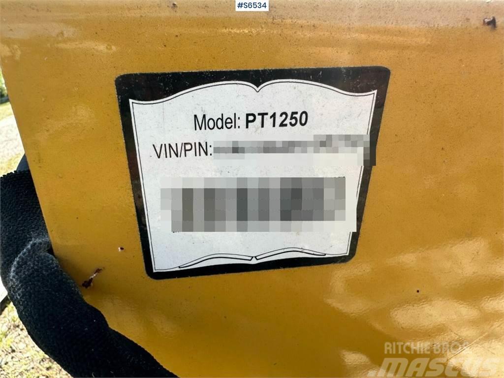 Vermeer PT1250 Chainsaw Muut koneet