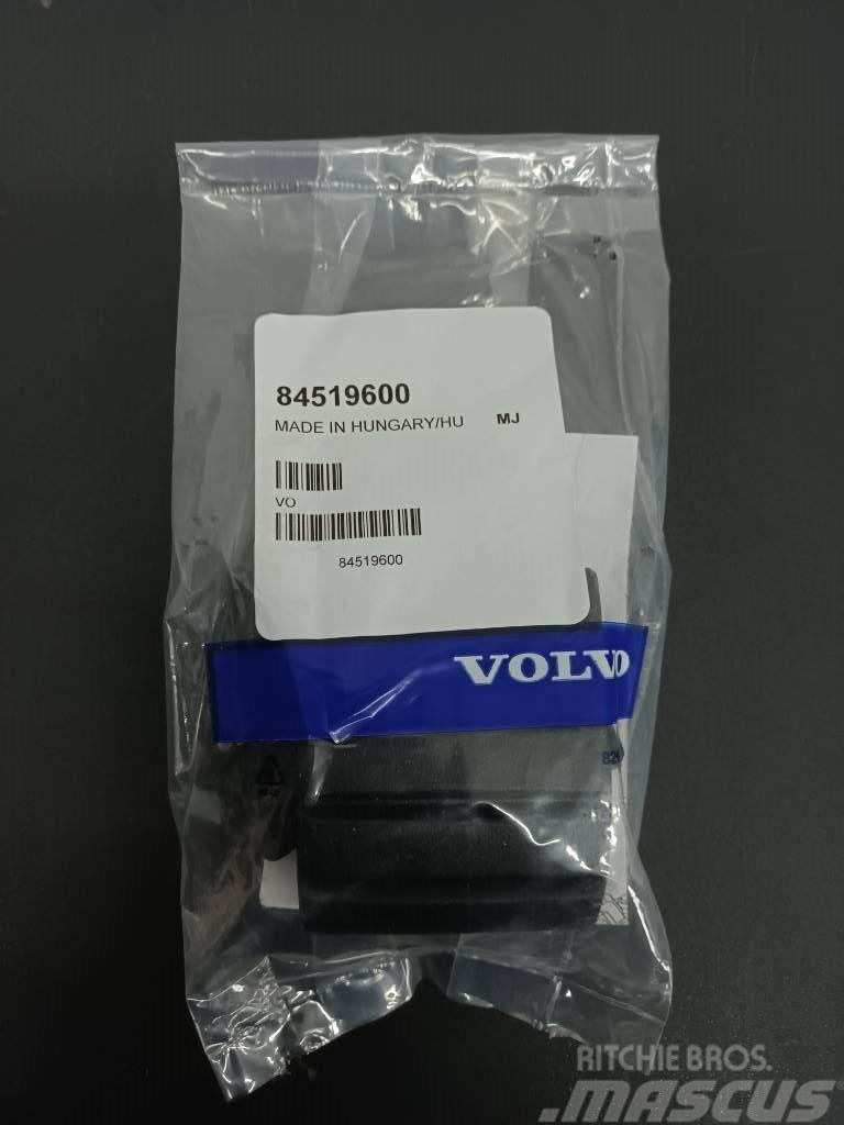 Volvo PEDAL RUBBER 84519600 Ohjaamot ja sisustat