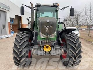 Fendt 828 Vario Traktorit