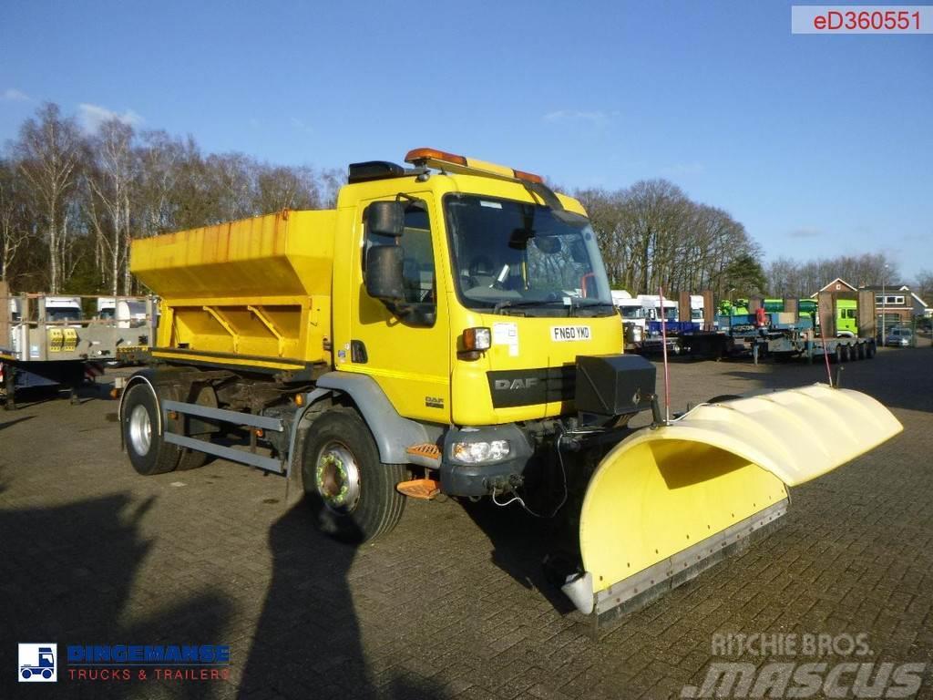 DAF LF 55.220 4x2 RHD gritter / snow plough Paine-/imuautot