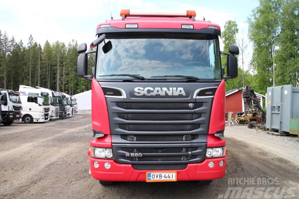 Scania R 580 ja 4-aks PV Sora- ja kippiautot