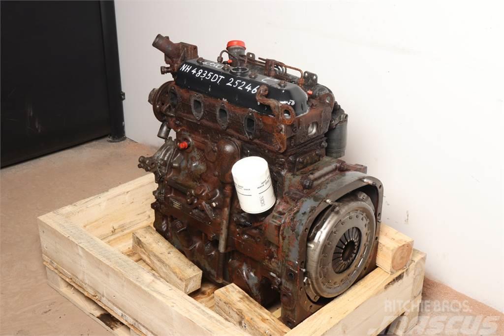 New Holland 4835 Engine Moottorit
