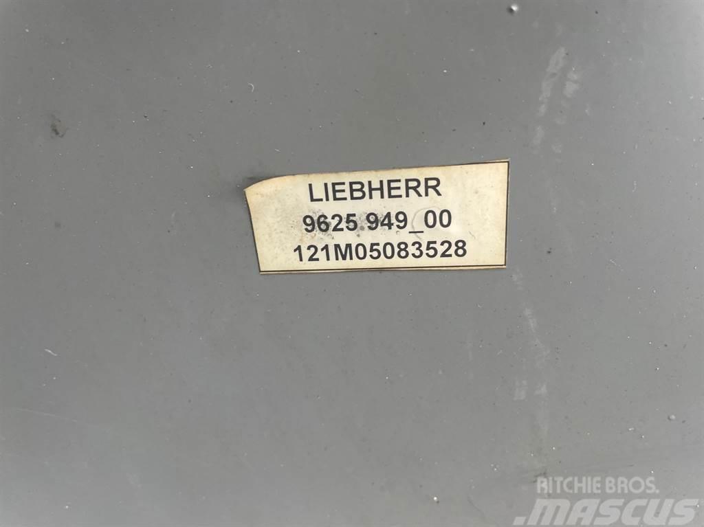 Liebherr A934C-9625949-Stair panel/Trittstufen/Traptreden Alusta ja jousitus