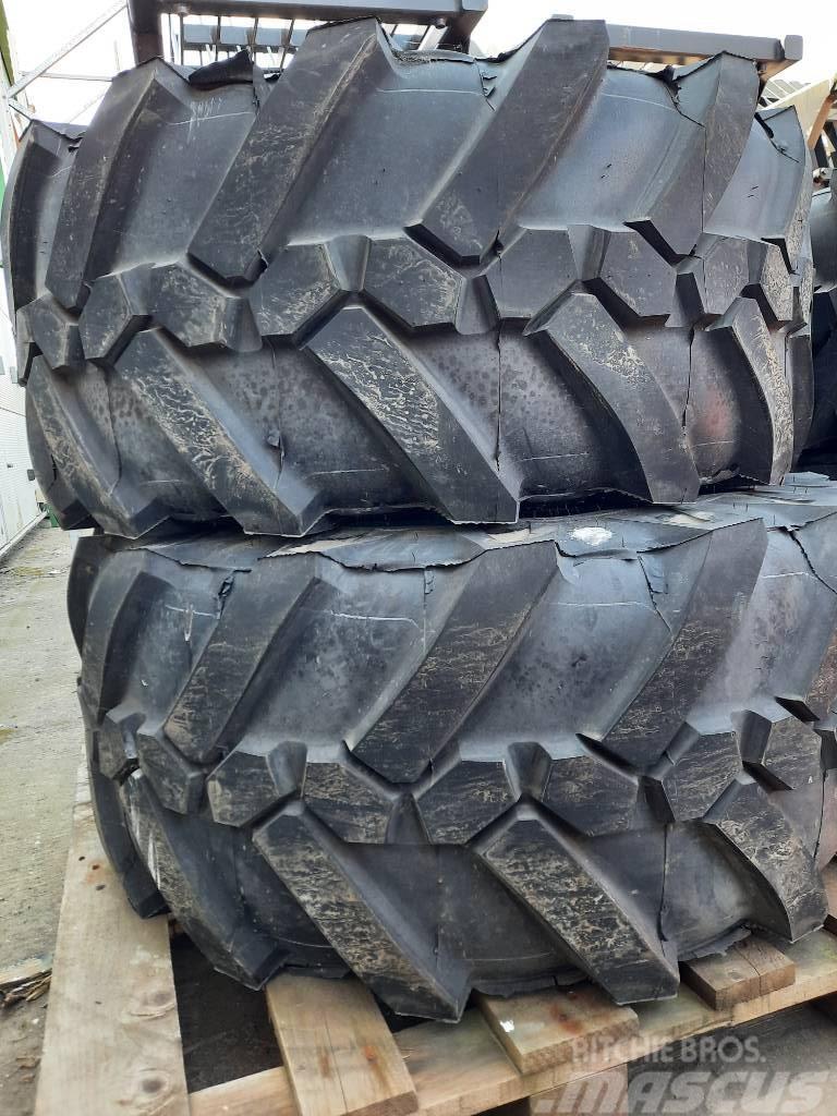 Michelin XF Tyres & Rims (set of 4) Pyöräkaivukoneet