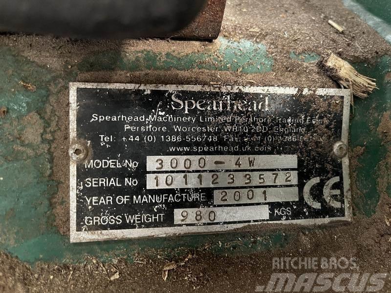Spearhead 3000 - 4W inkl. Ersatzmessersatz Kesantoleikkurit ja -murskaimet
