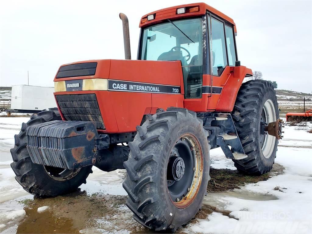 Case IH 7130 Traktorit