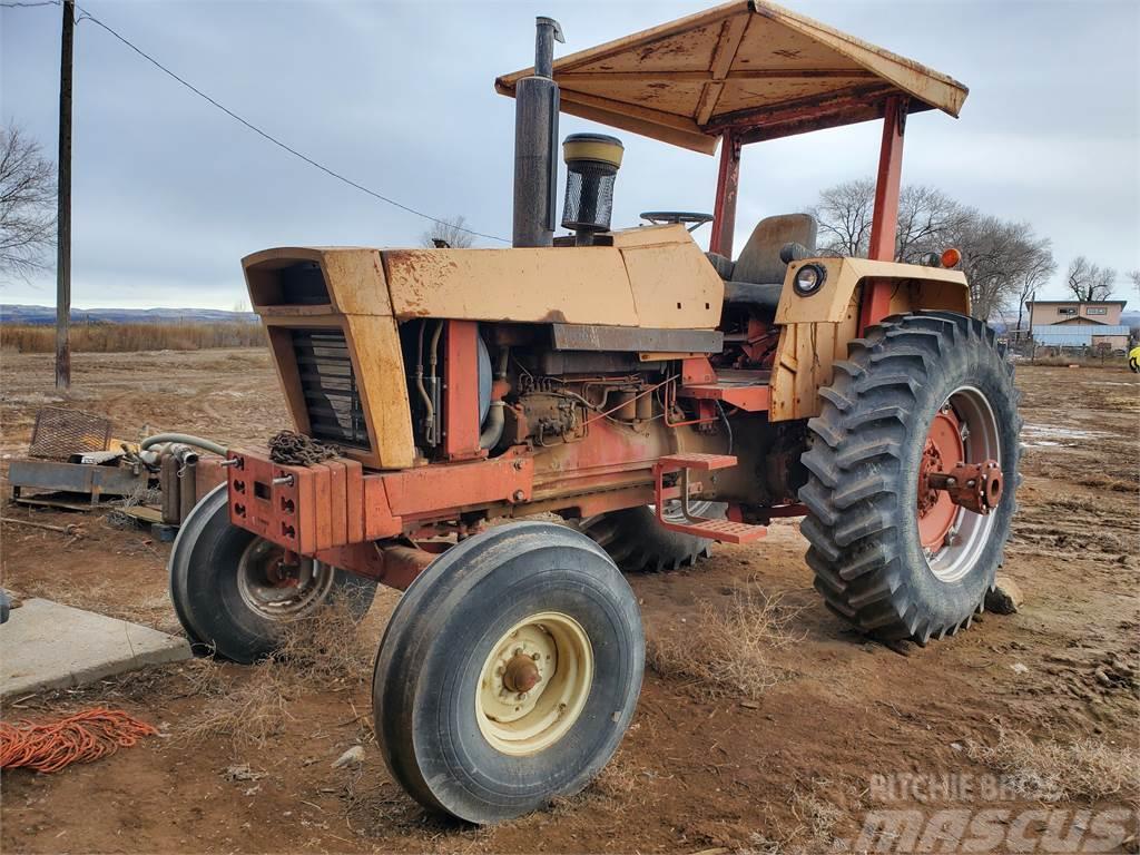  JI Case 1070 Agri King Traktorit