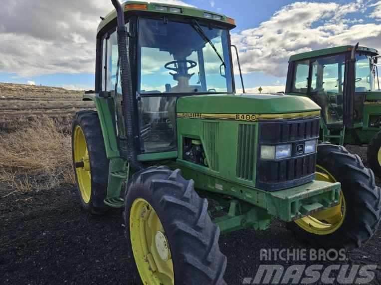 John Deere 6400 Traktorit