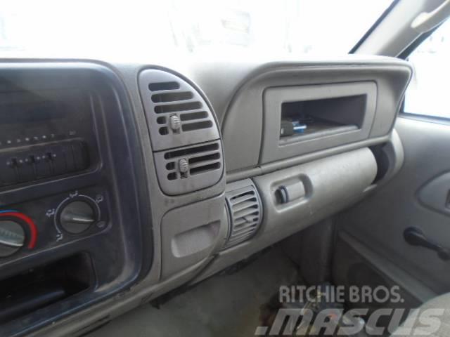 Chevrolet 3500 HD Sora- ja kippiautot
