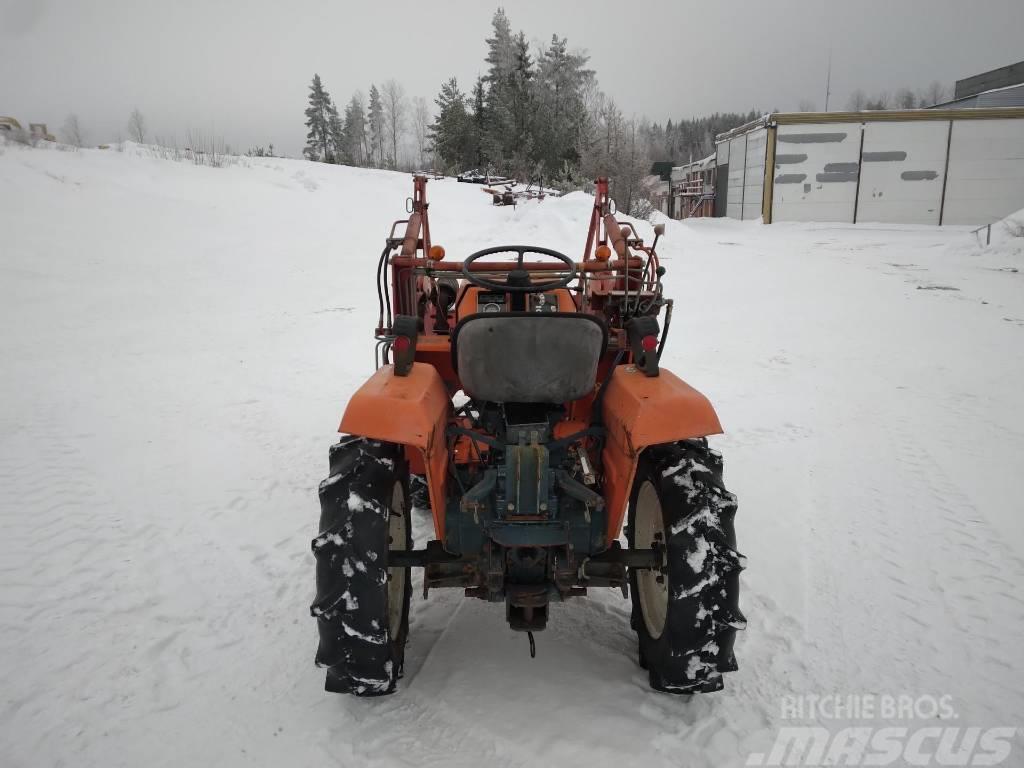 Kubota B 1400 Traktorit