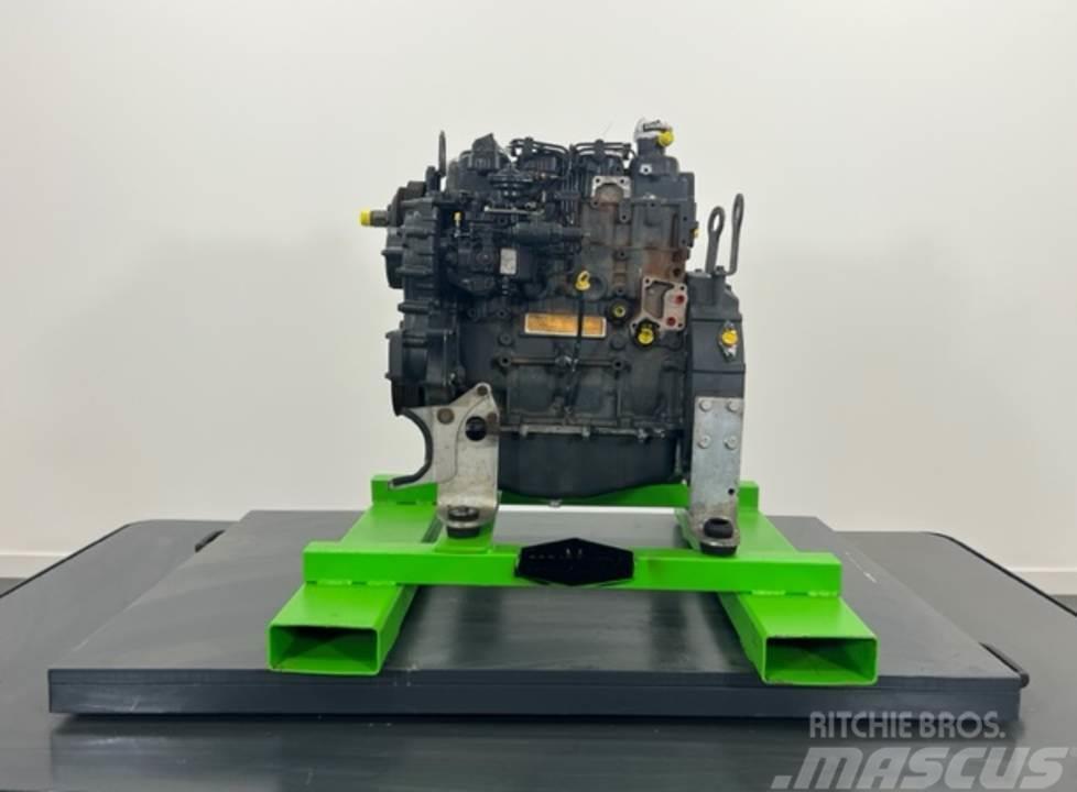 CASE 221E Moottorit