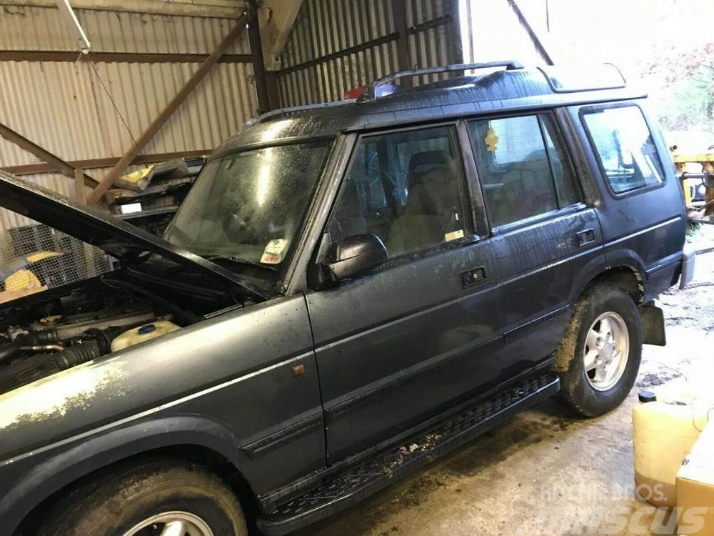 Land Rover Discovery 300 TDi n s front wing £50 Muut koneet