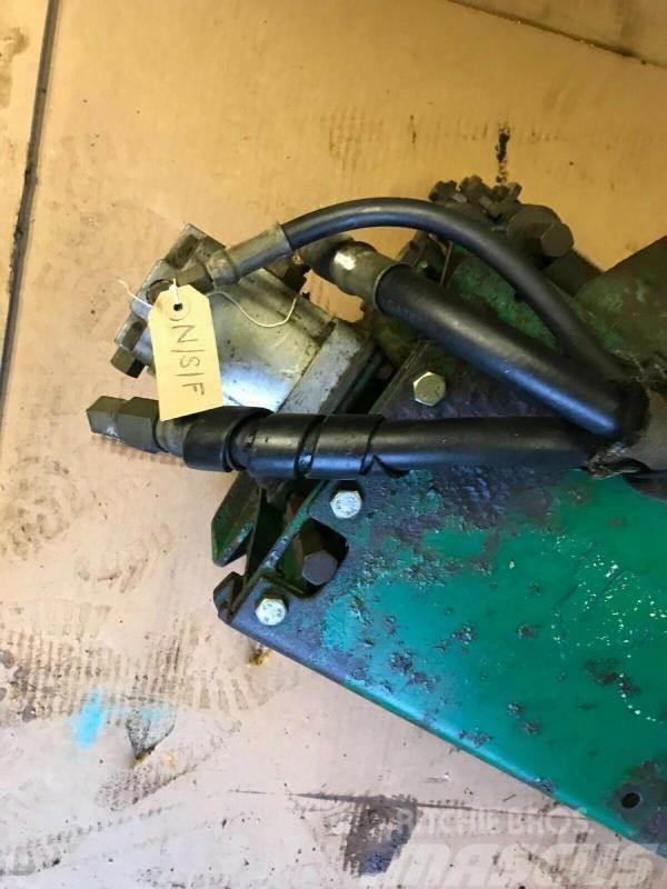 Ransomes 350 D Near side front mower reel and motor £200 pl Muut