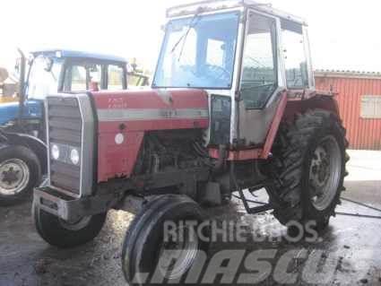 Massey Ferguson 698 Traktorit