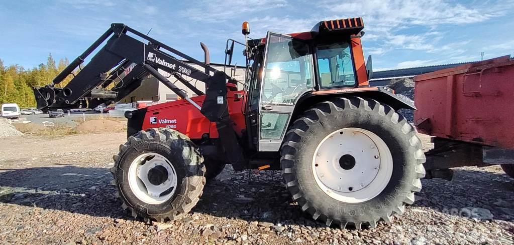 Valmet 8750-4-4x4/275 Traktorit