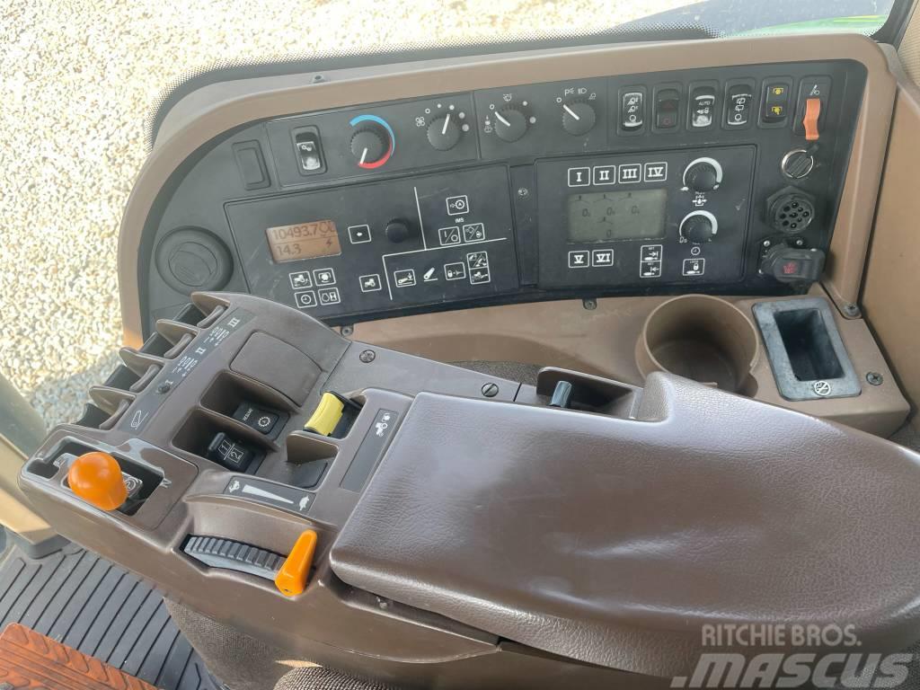 John Deere 8230 Traktorit