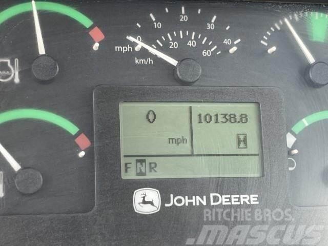John Deere 460E Dumpperit