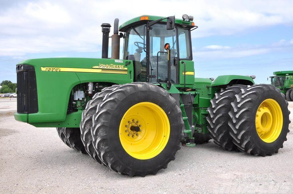 John Deere 9320 Traktorit