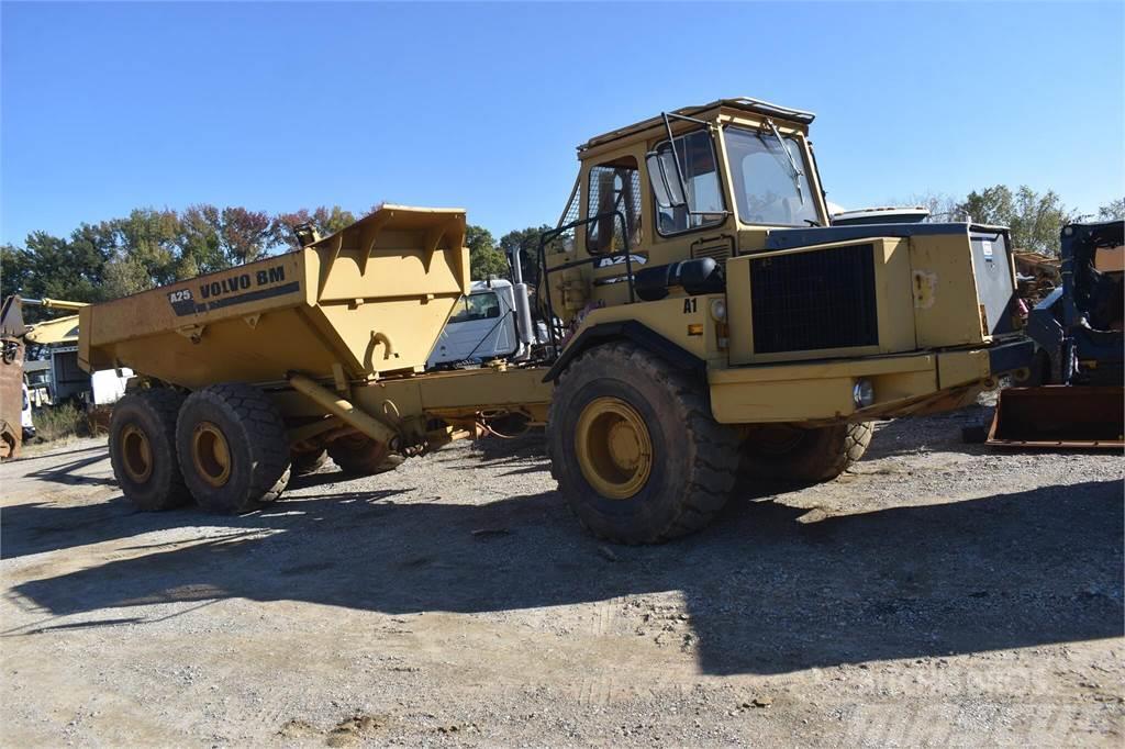 Volvo A25 Dumpperit