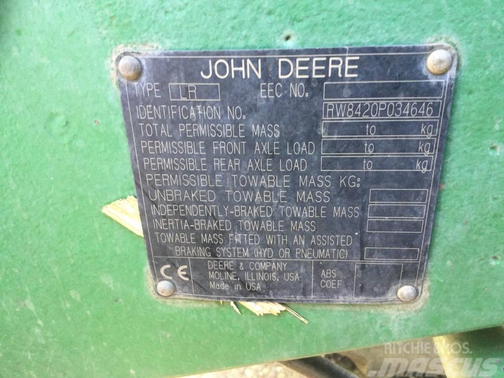 John Deere 8420 Traktorit