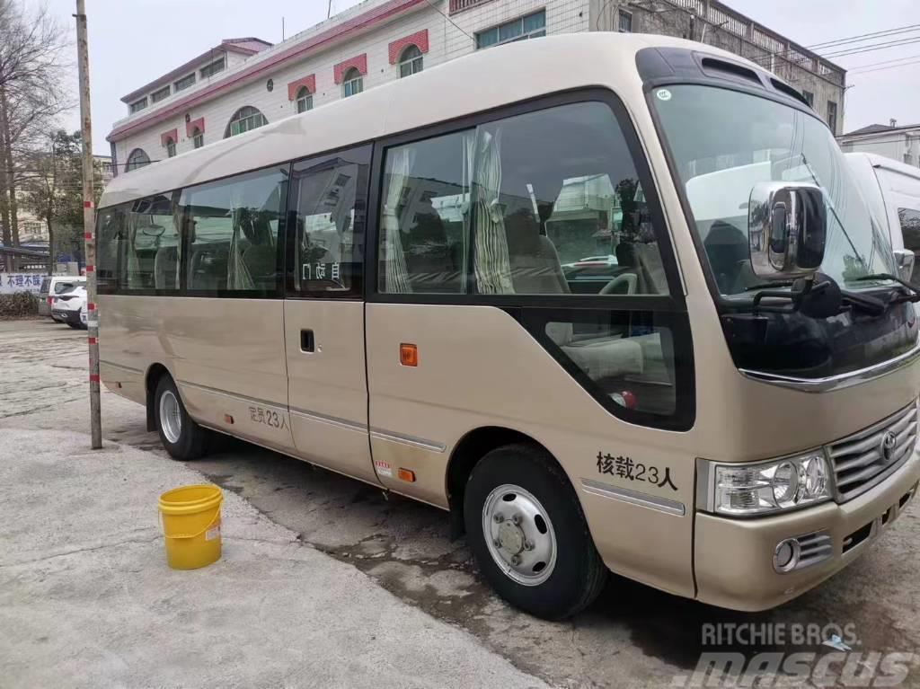 Toyota Coaster Bus Minibussit