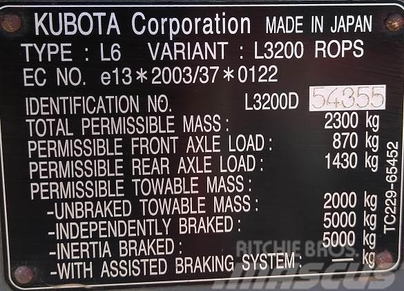 Kubota L3200D TRACTOR Muut koneet