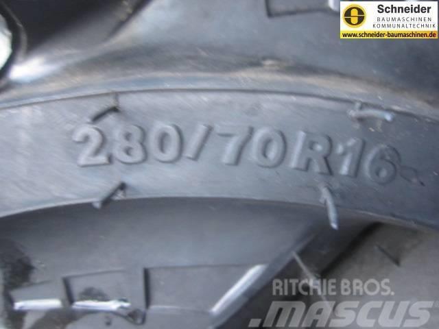 Kubota Petlas 280/70R16 Reifen AS-Profil Renkaat ja vanteet