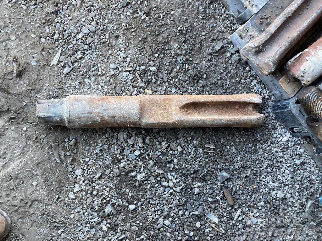  Aftermarket 5-1/2” x 29-1/2” Cable Tool Drilling C Paalutuskaluston varaosat