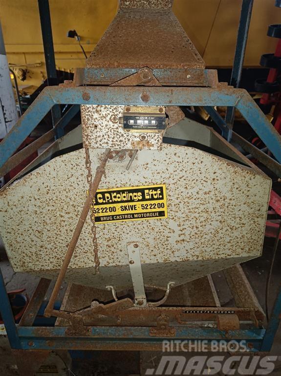 Kongskilde kornvægt 25 kg pr. bats med aspiratør KF12 Viljanpuhdistuslaitteet