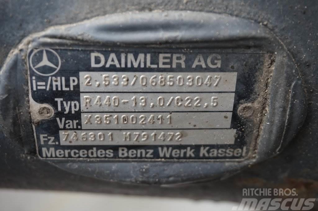 Mercedes-Benz R440-13A/22.5 38/15 Akselit