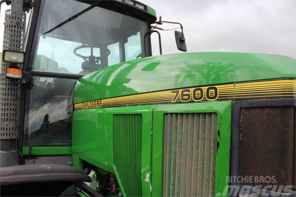 John Deere 7600 Traktorit