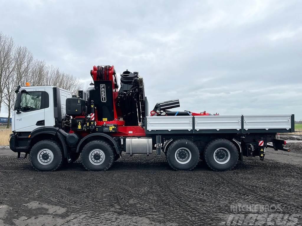Iveco T-Way AD410T47WH AT Crane Truck Mobiilinosturit