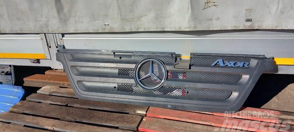 Mercedes-Benz Axor 1824 9448800085 GRILL Ohjaamot ja sisustat