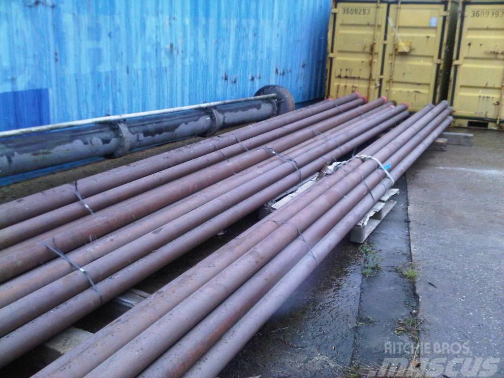 Drill pipes 32' X 4" Öljyn- ja kaasunporauslaitteet