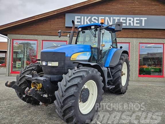 New Holland TM 175 Traktorit
