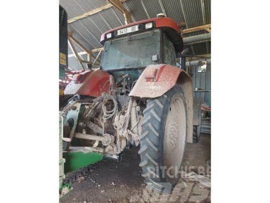 Case IH CVX140 Traktorit