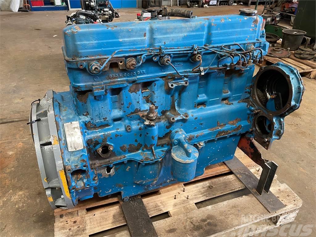 Ford 2713E motor - kun til dele Moottorit