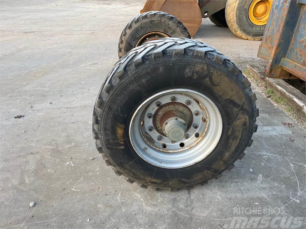  Hjul aksel med bremser og dæk 385/65R22.5 Akselit