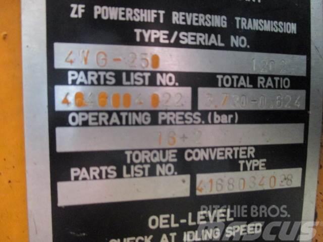 ZF 4WG-25 1202 transmission ex. Hyundai HL35 Vaihteisto