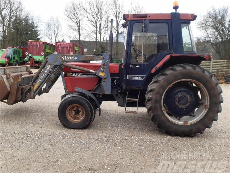 Case IH 856 xl m/ Veto frontlæsser Traktorit