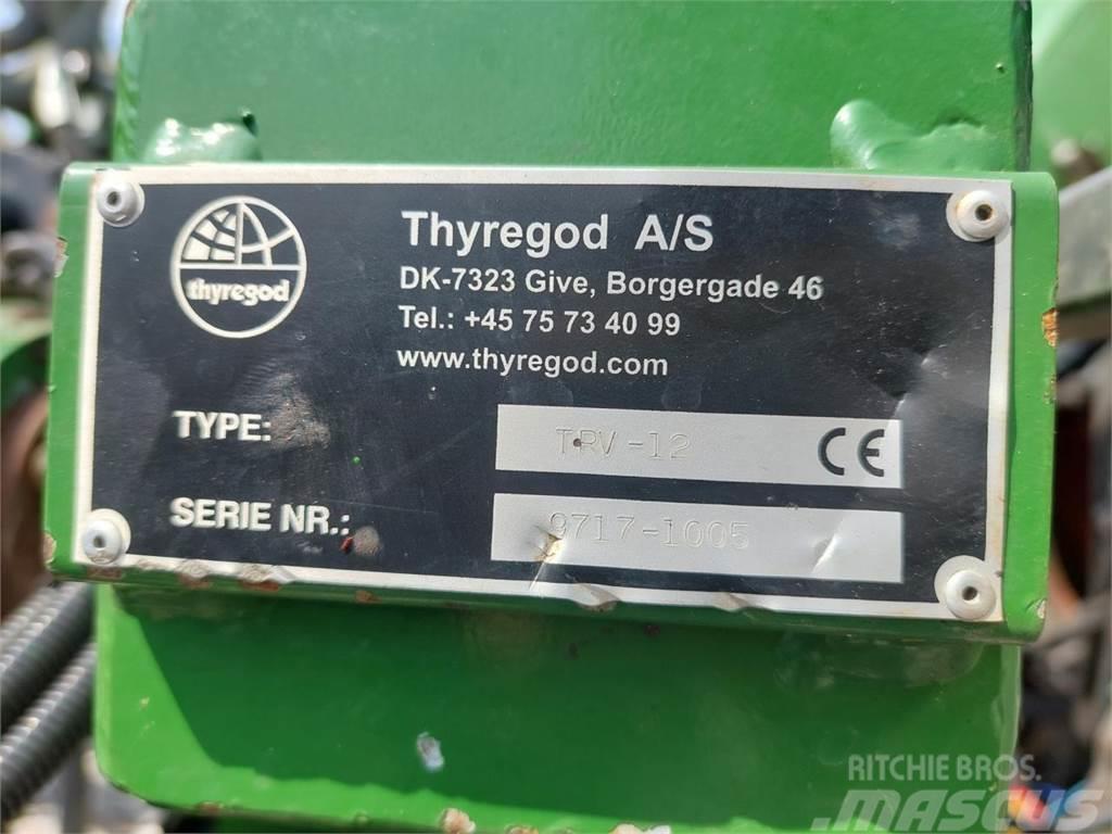 Thyregod TRV 12 GPS løft og frø/gødning Kultivaattorit
