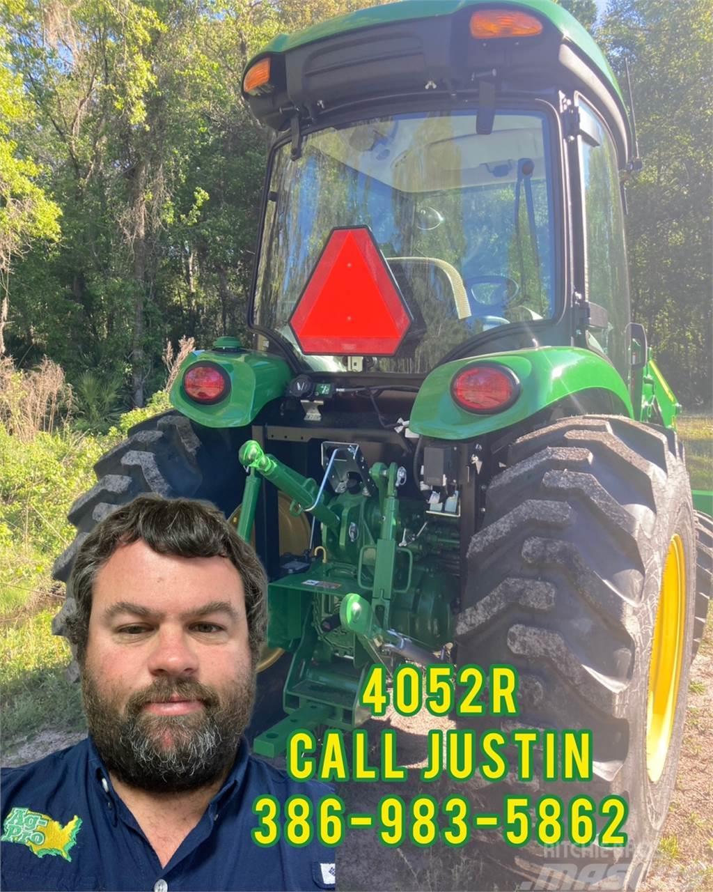 John Deere 4052R Traktorit