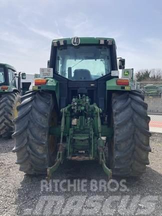 John Deere 6910 Traktorit