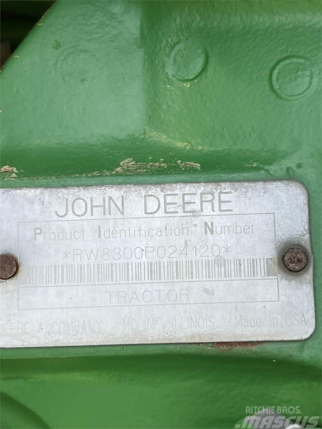 John Deere 8300 Traktorit