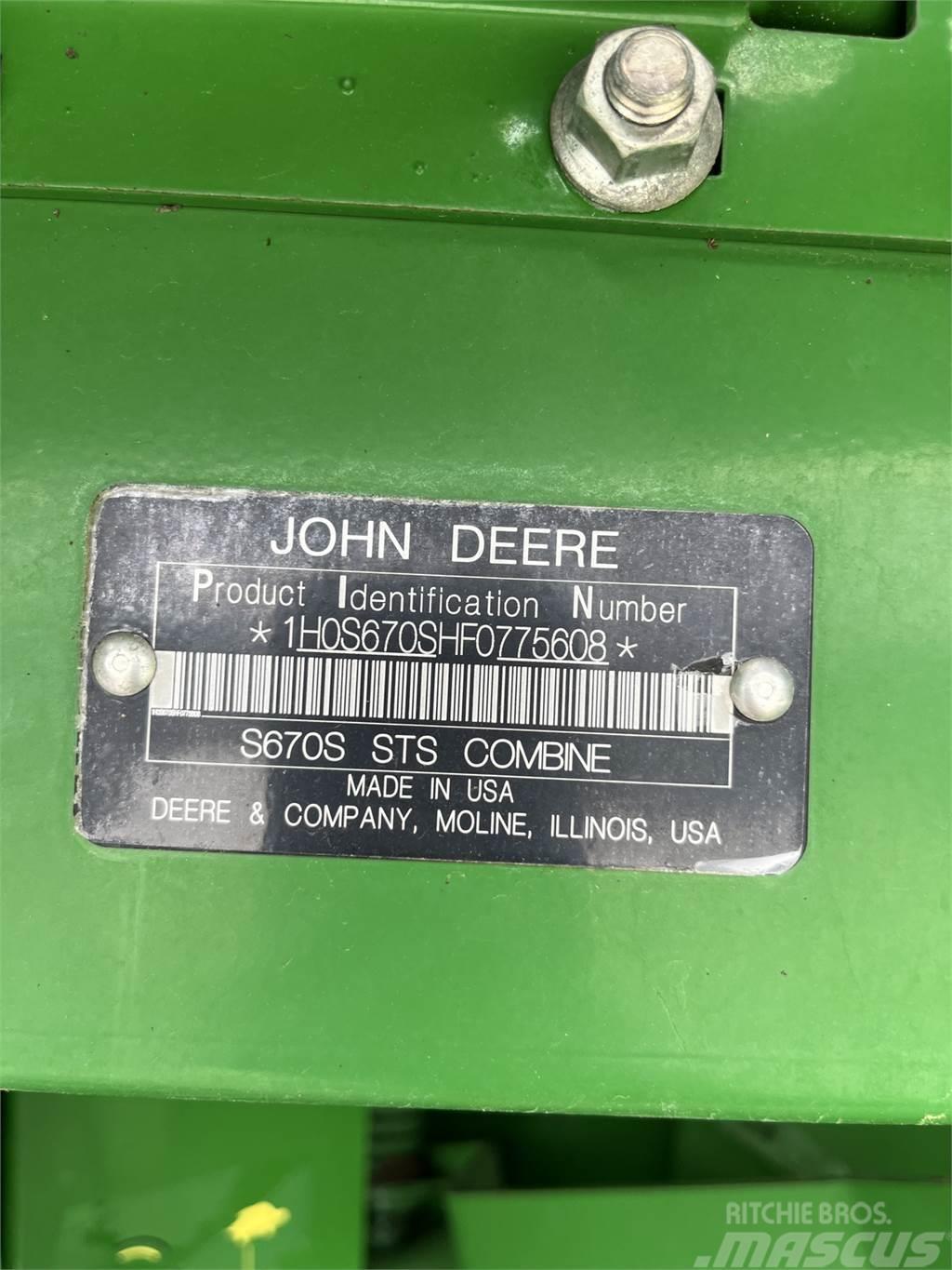 John Deere S670 Leikkuupuimurit