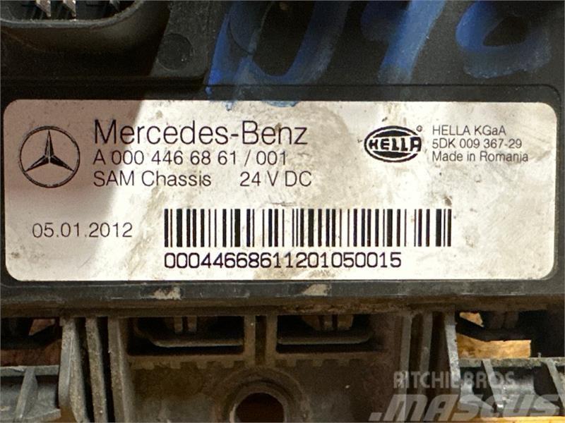 Mercedes-Benz MERCEDES ECU SAM A0004466861 Sähkö ja elektroniikka